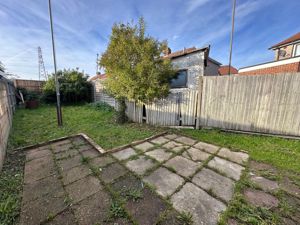 Photo 7- click for photo gallery